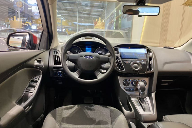 福特 福克斯 2012款 两厢 1.6L 自动舒适型中控内饰7006