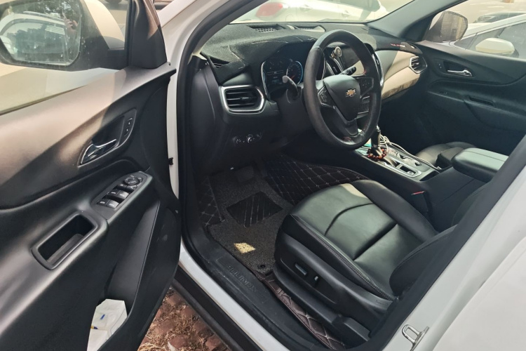 雪佛兰 探界者 2017款 535T 自动驭界版中控内饰20