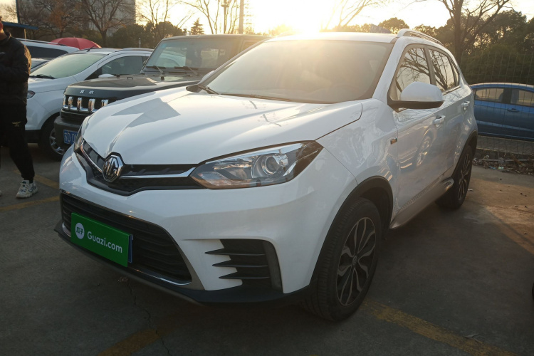 名爵 锐腾 2017款 20T 自动尊享版车身外观1