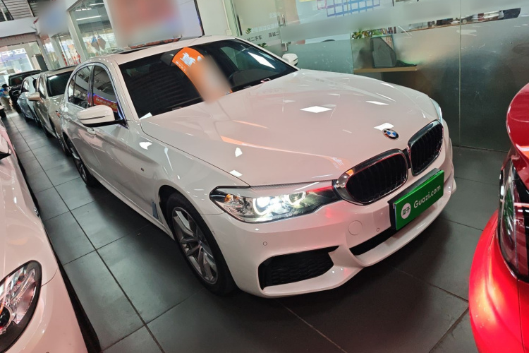 宝马5系 2020款 525Li M运动套装车身外观3