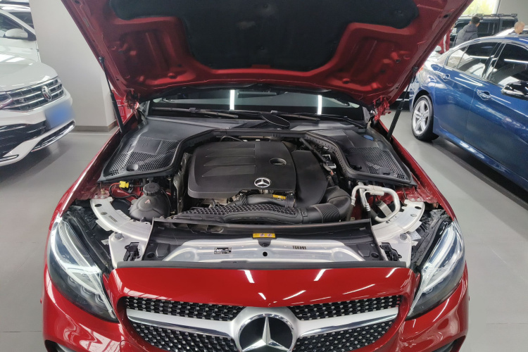 奔驰C级 2021款 C 200 L 时尚型运动版机舱底盘24