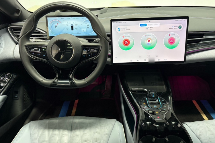 比亚迪 海豹 2022款 700km 长续航后驱版中控内饰7006