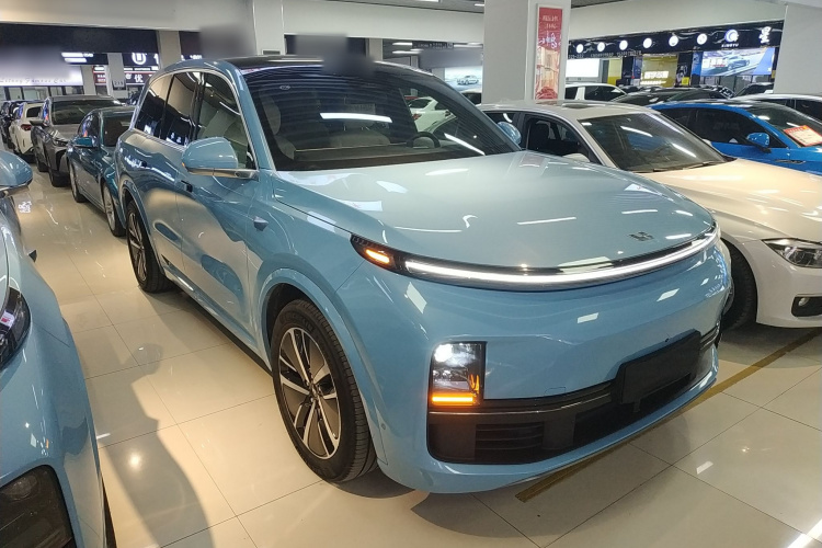 理想汽车 理想L8 2024款 Max车身外观3