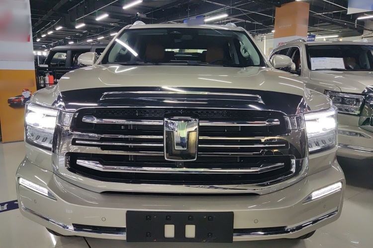 坦克500新能源 2025款 Hi4-Z车身外观2