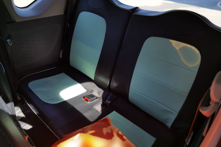 五菱汽车 宏光MINIEV 2021款 马卡龙时尚款 磷酸铁锂中控内饰7004