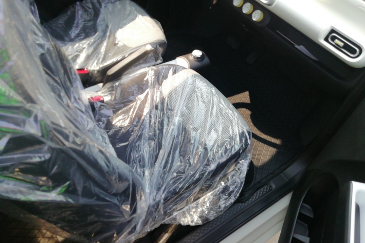 五菱汽车 宏光MINIEV 2024款 第三代 215km 青春版局部细节41