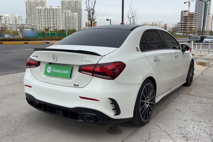 奔驰A级AMG 2023款 AMG A 35 L 4MATIC车身外观6002