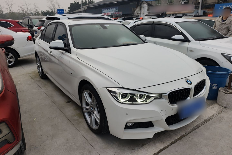 宝马3系 2018款 320Li 领先型M运动套装车身外观3