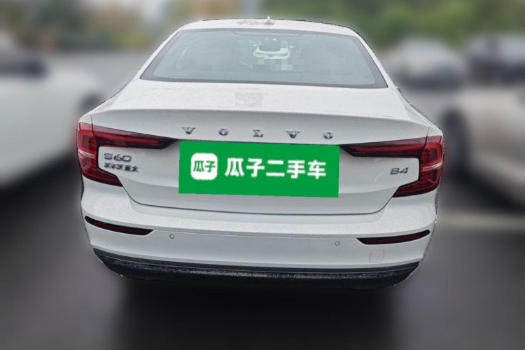 沃尔沃S60 2025款 B4 智远豪华版车身外观6