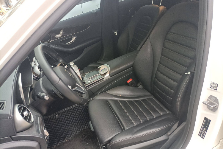 奔驰C级 2021款 C 200 L 时尚型局部细节19