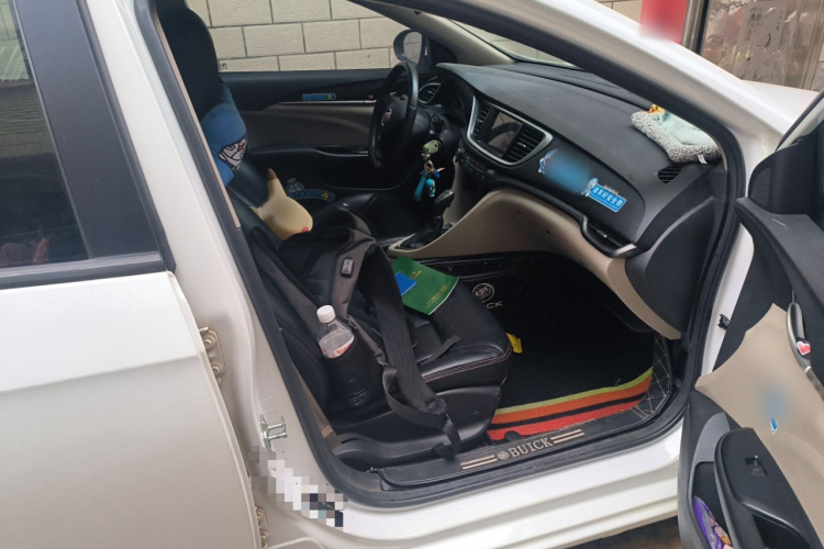 别克 英朗 2017款 15N 自动进取型局部细节9005