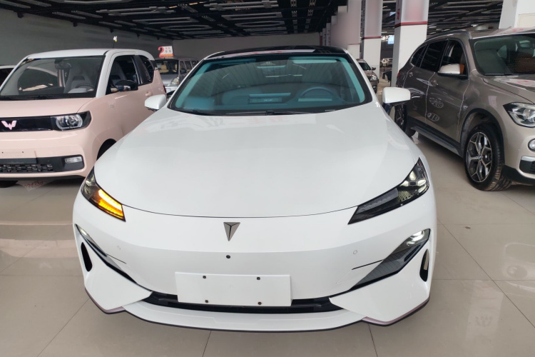 深蓝汽车 深蓝SL03 2023款 515MAX纯电版车身外观2