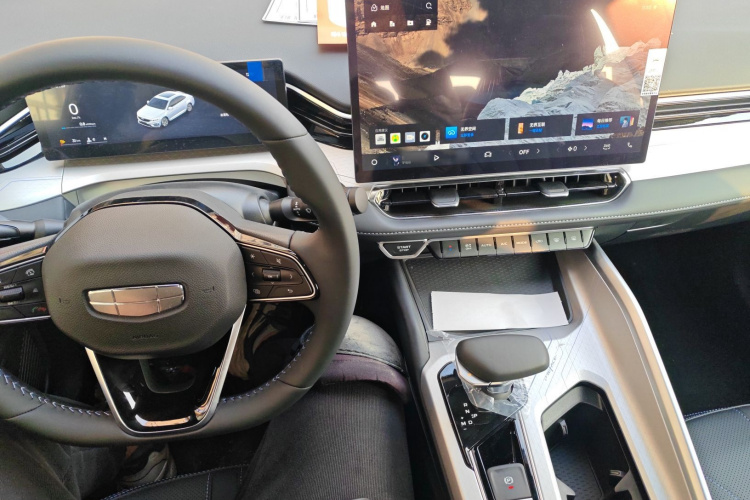 吉利汽车 星瑞 2025款 东方曜 1.5TD 昆仑版中控内饰12