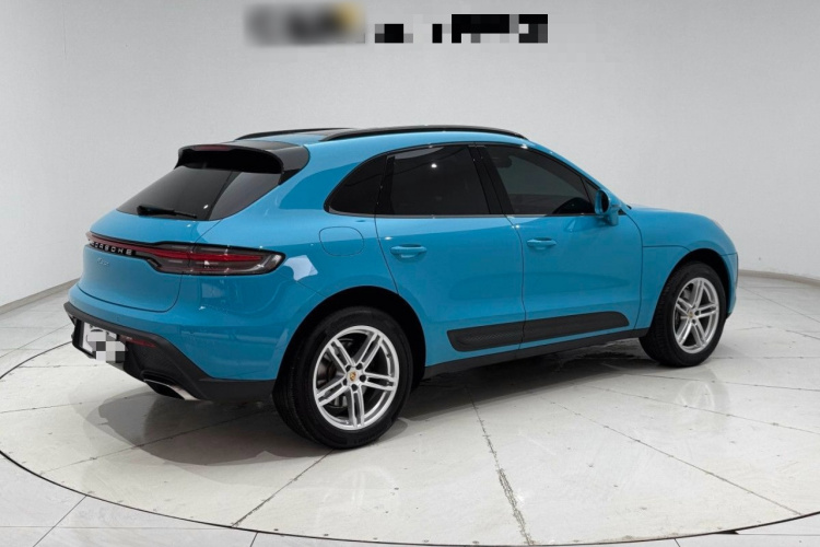 保时捷 2022款 Macan 2.0T车身外观6005