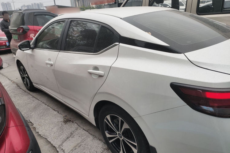 日产 轩逸 2023款 1.6L CVT悦享版车身外观4