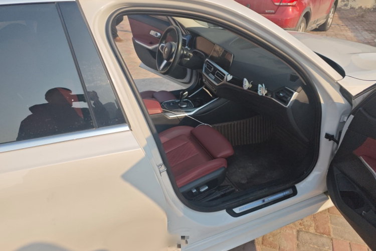 宝马3系 2022款 改款 325Li M运动套装局部细节9005