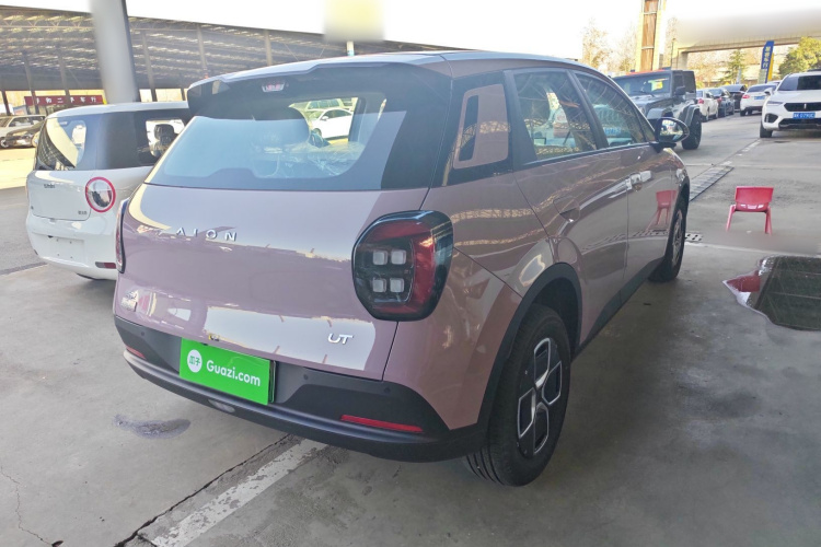 埃安 AION UT 2025款 330星辉版车身外观6003