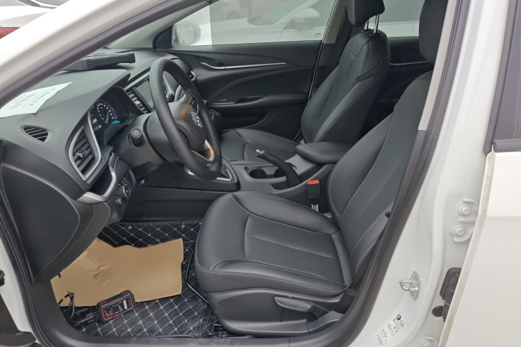 别克 英朗 2021款 改款 典范 1.5L 自动精英型局部细节19