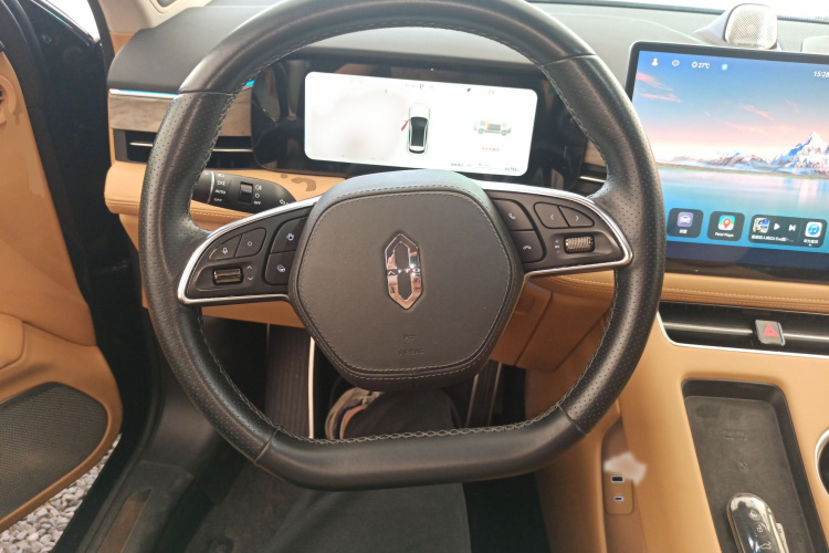 鸿蒙智行 问界M5 2022款 增程四驱性能版局部细节13