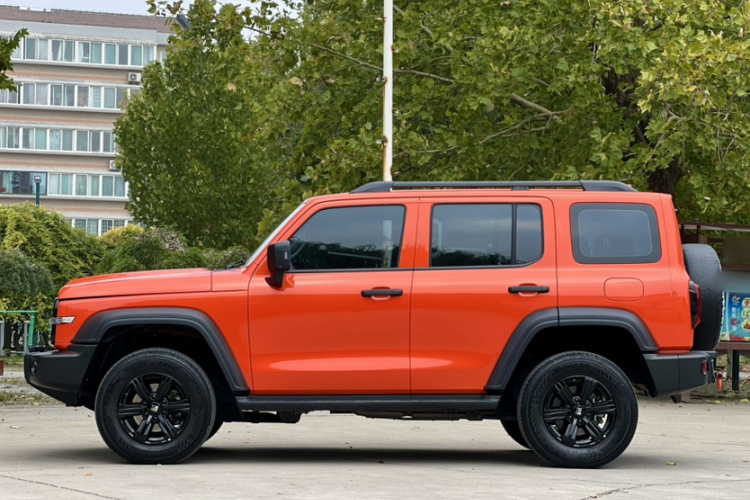 坦克300 2023款 越野版 2.0T 征服者车身外观6001