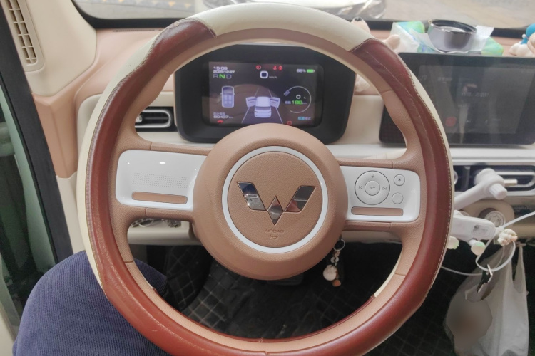 五菱汽车 宏光MINIEV 2024款 第三代 215km 进阶版中控内饰13