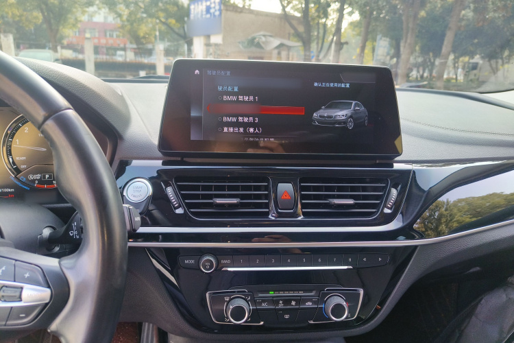 宝马1系 2022款 125i M运动曜夜版局部细节16