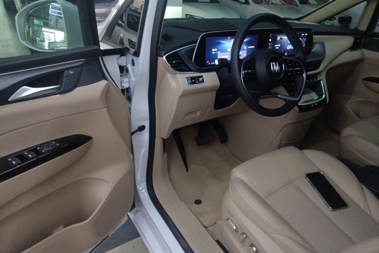 别克GL8新能源 2025款 陆尚 尊享版 7座中控内饰20