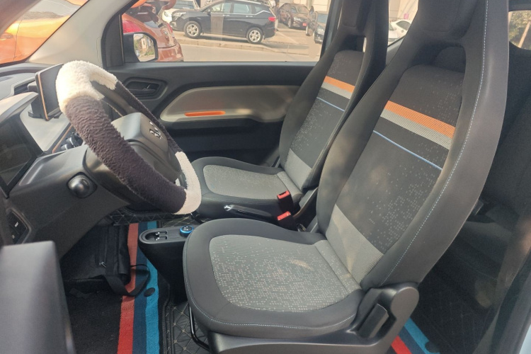 五菱汽车 宏光MINIEV 2020款 自在款 磷酸铁锂中控内饰19