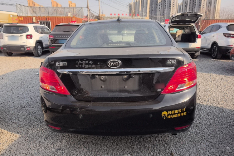 比亚迪 速锐 2014款 1.5TID 自动豪华型车身外观6