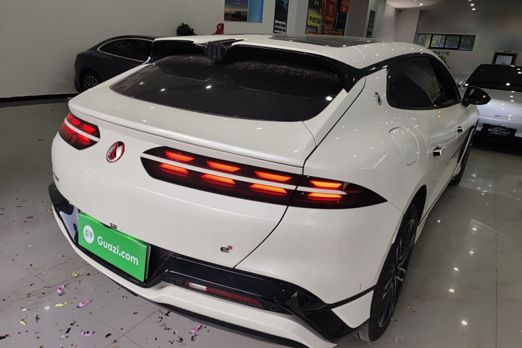 腾势Z9GT 2024款 1100四驱Ultra版车身外观7