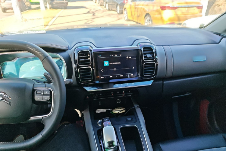 雪铁龙 天逸 C5 AIRCROSS 2018款 350THP 乐享型中控内饰7002