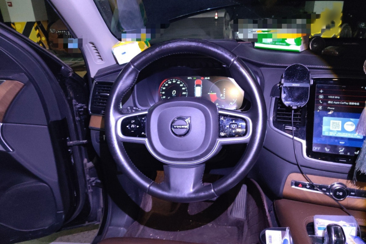 沃尔沃XC90新能源 2018款 E驱混动 T8 智尊版 7座局部细节13