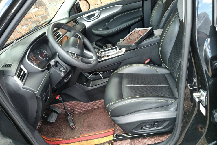 荣威RX5 2021款 PLUS 300TGI 自动Ali国潮豪华荣麟版局部细节19