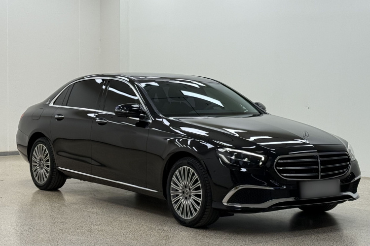 奔驰E级 2023款 改款 E 300 L 时尚型车身外观6002