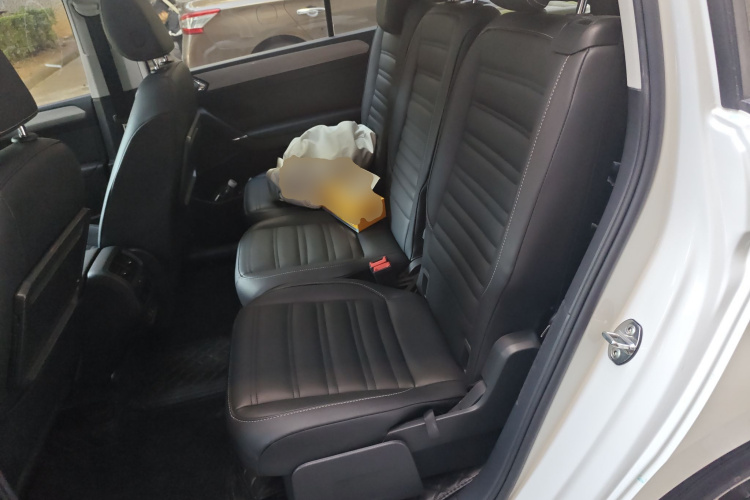 大众 2018款 途安L 280TSI DSG舒适版 7座 国V中控内饰21