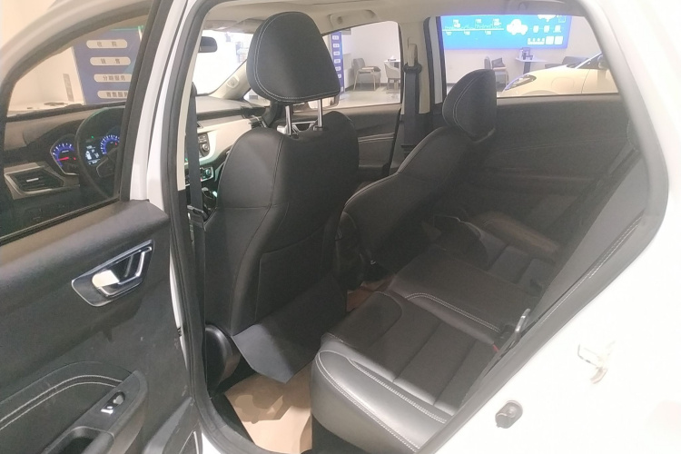 吉利汽车 远景X3 2017款 1.5L 自动尊贵型中控内饰21