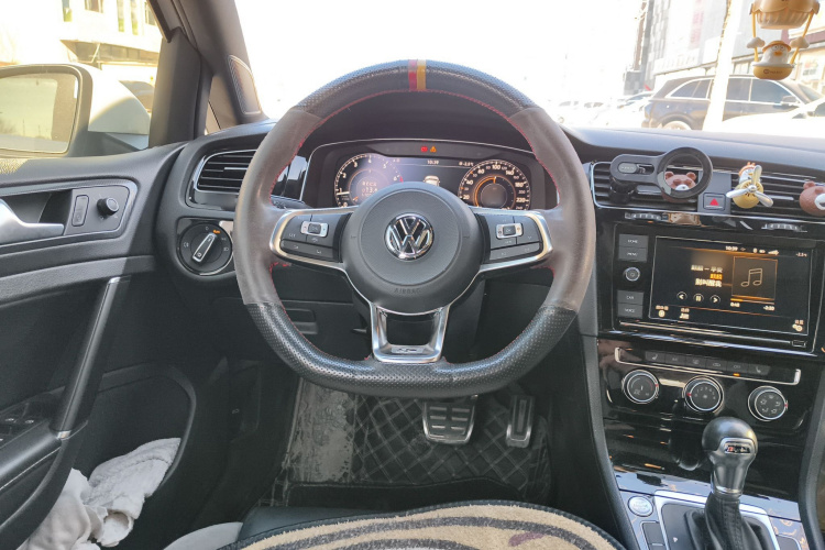 大众 高尔夫 2019款 280TSI DSG R-Line型 国VI中控内饰13