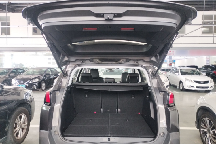 标致5008 2017款 380THP 5座精英版局部细节23