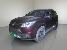 江铃 驭胜S350 2017款 2.0T 手动两驱柴油豪华天窗版5座