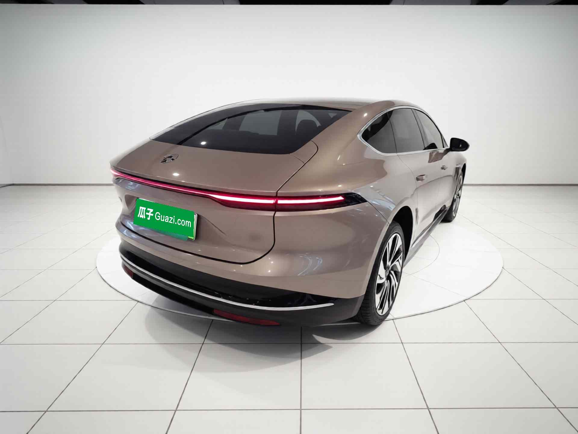 蔚来ET9 2025款 102kWh(5)