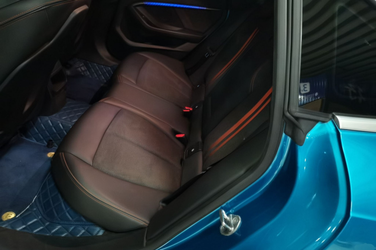 宝马2系(进口) 2021款 225i 四门轿跑车 M运动套装中控内饰21