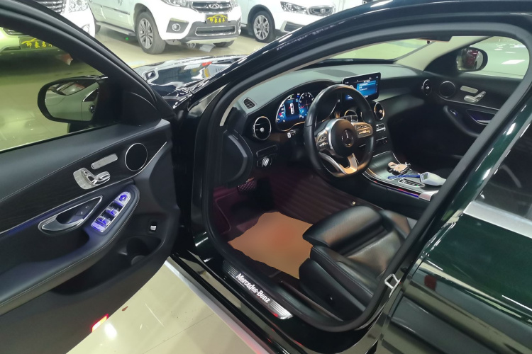 奔驰C级 2020款 改款 C 260 L 运动版中控内饰20