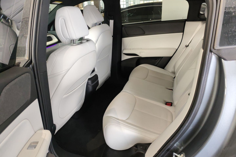 小鹏G6 2023款 755 超长续航 Max中控内饰21