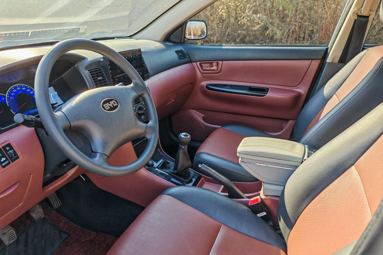 比亚迪F3 2018款 1.5L 手动经典型中控内饰7001