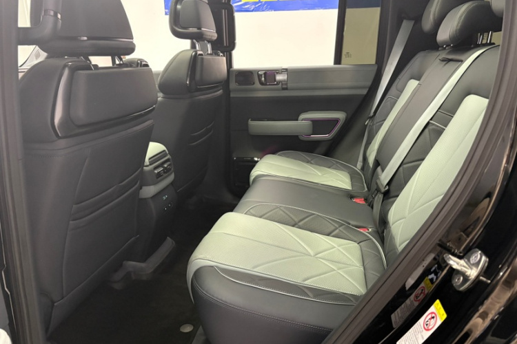 方程豹 豹5 2023款 领航版中控内饰7006