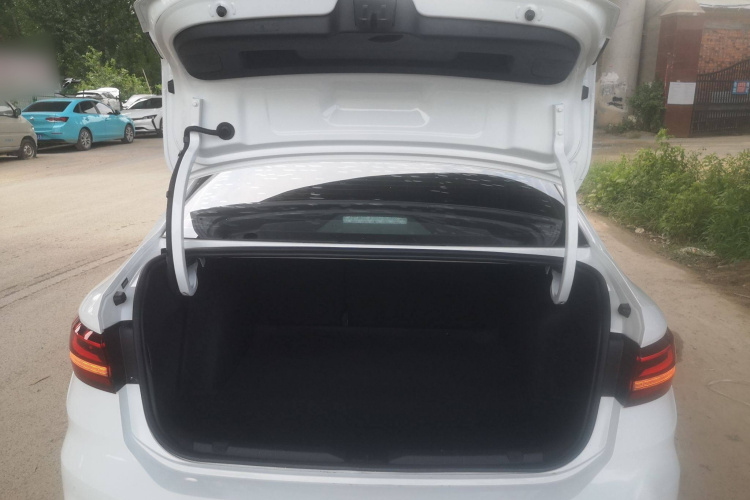 大众 朗逸 2023款 1.5L 自动得逸版中控内饰23