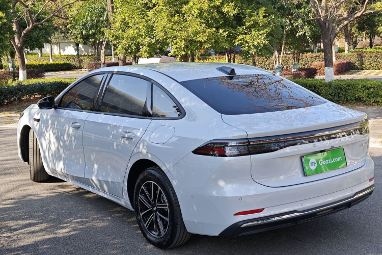 吉利银河 银河A7 2025款 EM-i 70km 启航版车身外观6006