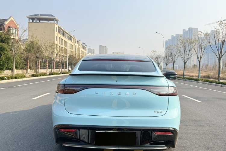 鸿蒙智行 智界R7 2025款 增程 251km Max车身外观6004