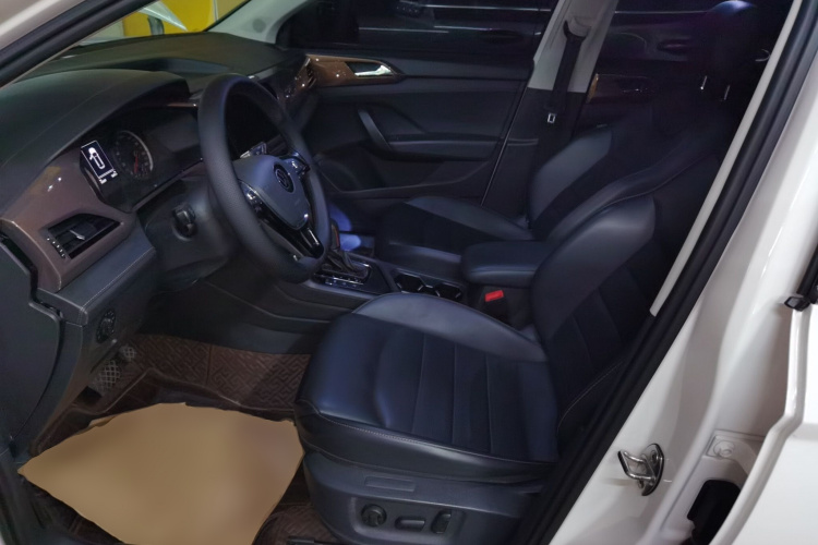 大众 途岳 2020款 280TSI 两驱豪华版PLUS 国VI局部细节19