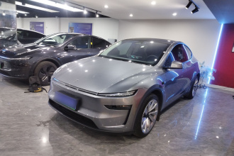 特斯拉 Model Y 2025款 长续航全轮驱动版